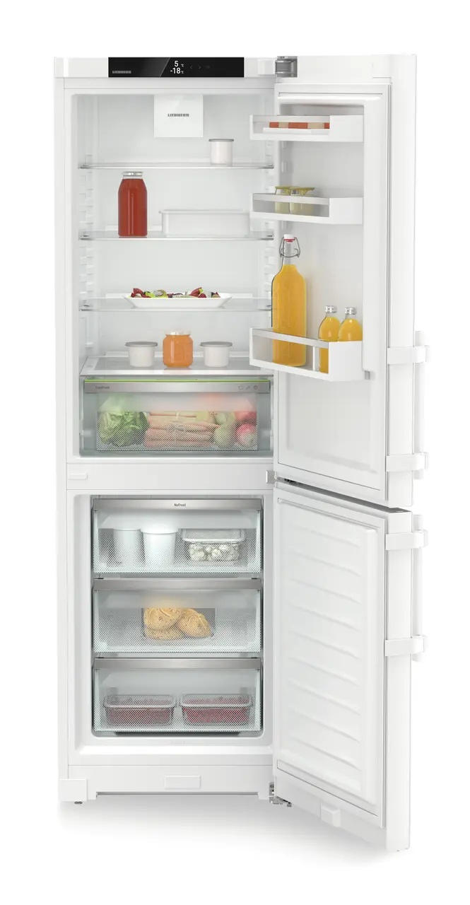 CNc 5213 pure NoFrost Combined fridge-freezer with EasyFresh and